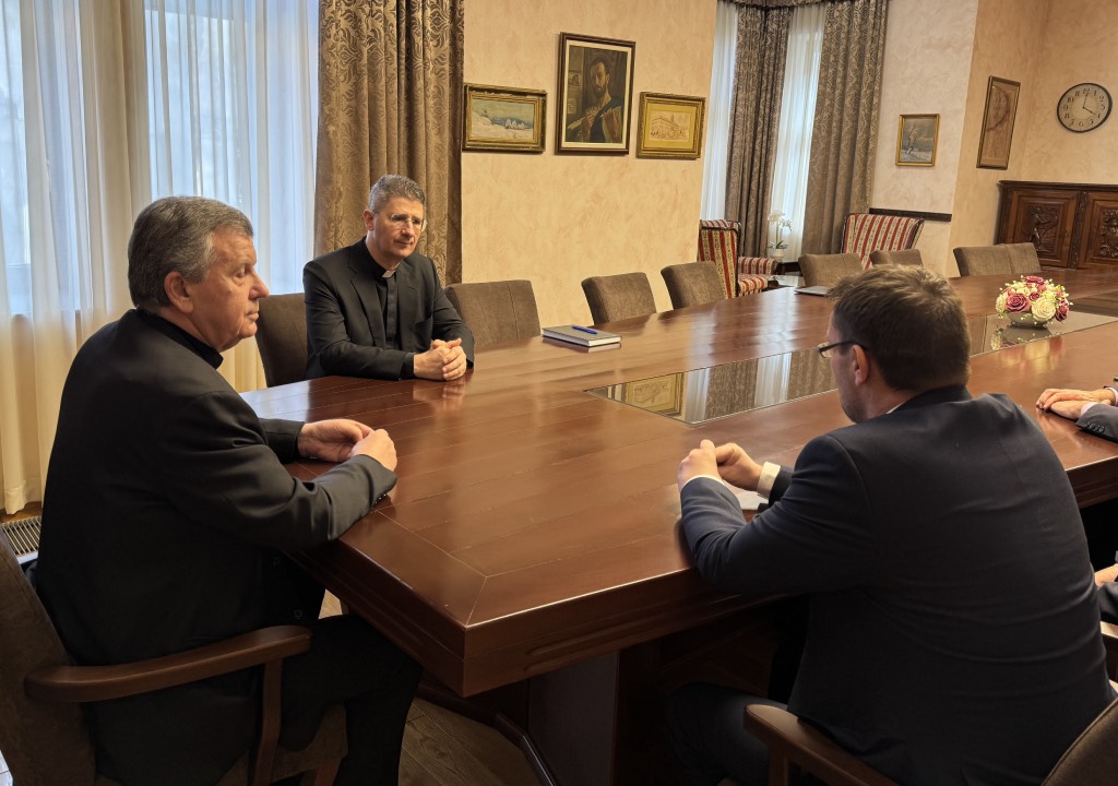 Izaslanstvo Hrvatskog sabora posjetilo nadbiskupa Vukšića