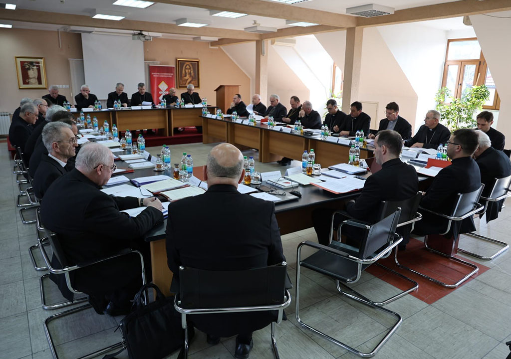 Priopćenje s 28. zajedničkog zasjedanja BK BiH i HBK