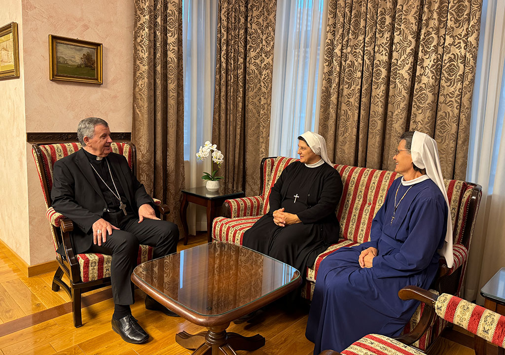 Nadbiskupa Vukšića posjetile sestre milosrdnice