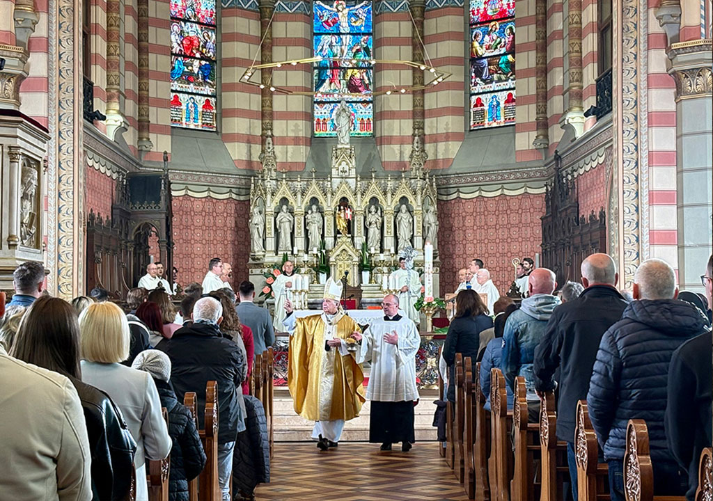 Svečano misno slavlje na Uskrs u sarajevskoj katedrali