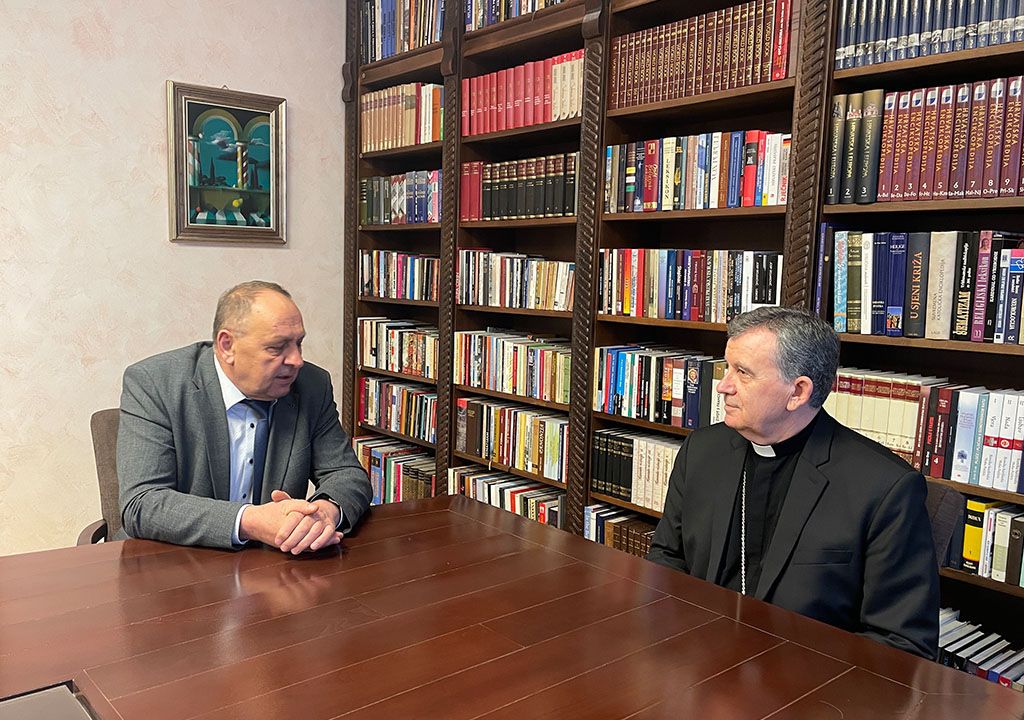 Nadbiskupa Vukšića posjetio ministar Rimac
