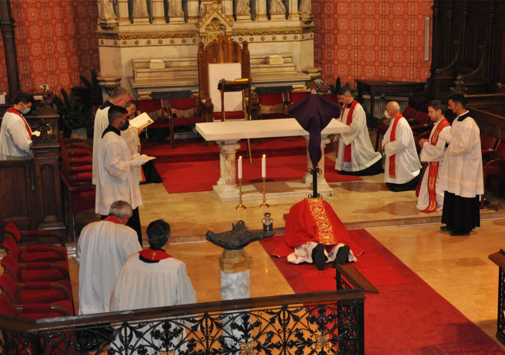 Kardinal predvodio Obrede Velikoga petka u katedrali