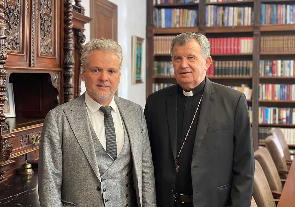 Veleposlanik Sattler posjetio nadbiskupa Vukšića