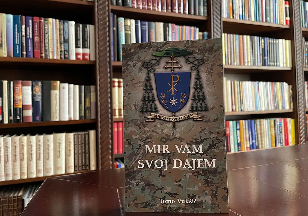 Iz tiska izašla knjiga propovijedi nadbiskupa Vukšića