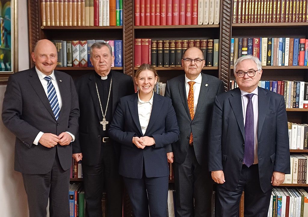 Nadbiskup Vukšić primio izaslanike Bundestaga